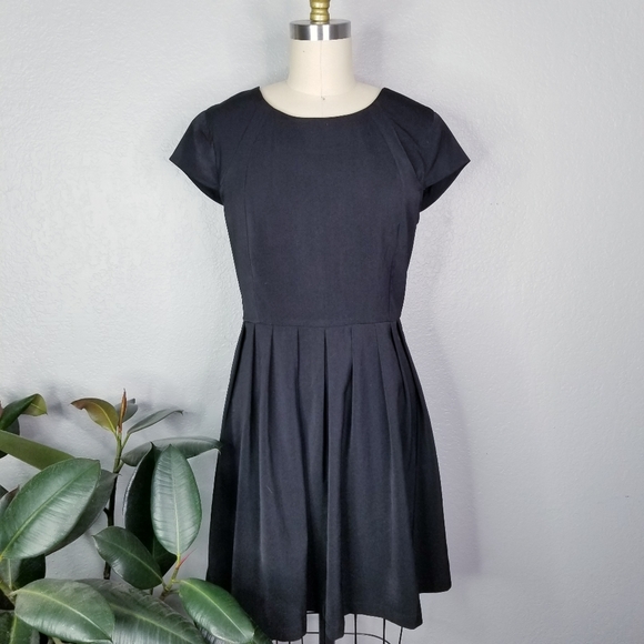 rhythm and echo Dresses & Skirts - Rhythm and echo fit and flare little black dress size large